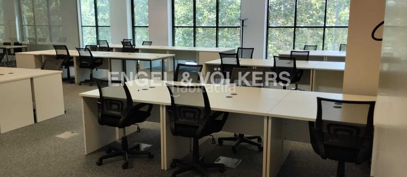 Foto 7feb4729-e3f9-49e9-a59c-eaef61e0cf92. Lloguer oficina a Centre Hospitalet de Llobregat (L´)