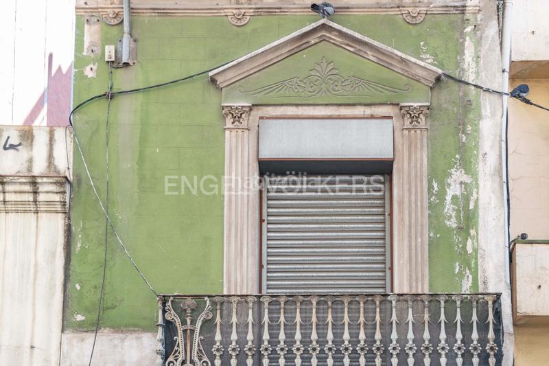 Foto 52bdeb00-1654-4aec-a190-a7b1bca2d955. Local comercial oportunidad para inversores en sants en Barcelona