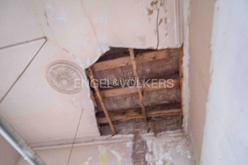 Foto 7c52fc36-0334-4f99-9716-fce35d5430ae. Local comercial oportunidad para inversores en sants en Barcelona