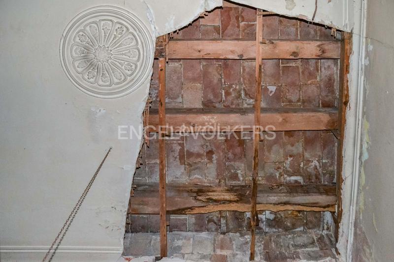 Foto b88a3506-7bfd-4a2f-abc8-a03476f2b5a0. Local comercial oportunidad para inversores en sants en Barcelona