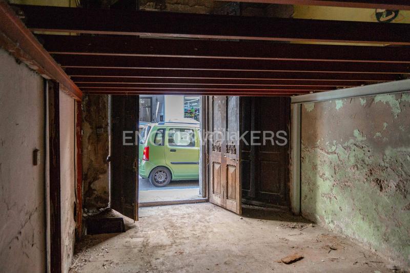 Foto c356cf6a-55a1-487e-b912-9840a96400cd. Local comercial oportunidad para inversores en sants en Barcelona