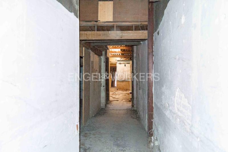 Foto cdaed9a0-332b-4d5d-b813-0f507c6ccf57. Local comercial oportunidad para inversores en sants en Barcelona