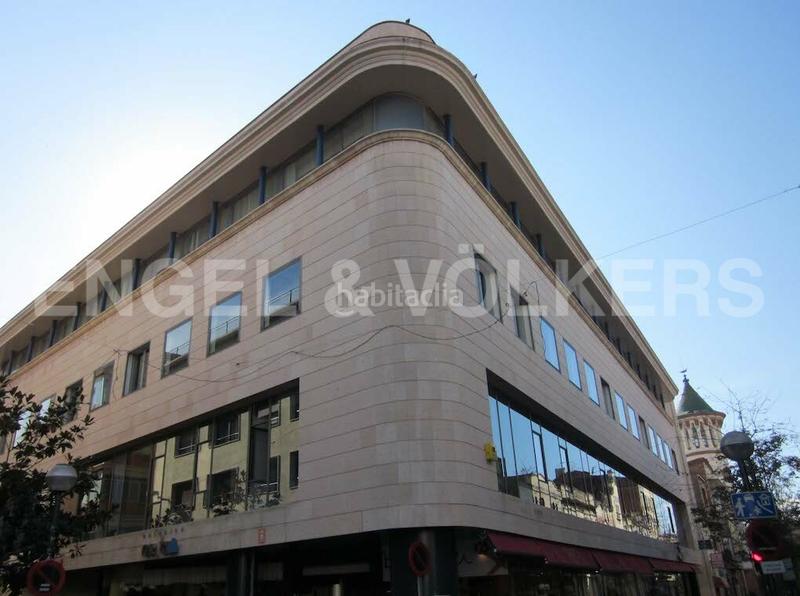 Foto 677107f7-0e08-4fe2-9574-fc45997e1b26. Alquiler oficina  en alquiler en Centre Sabadell