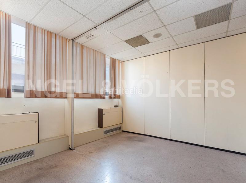 Foto 2f80eaf2-ef40-4fc2-b1b0-539d4c97723e. Location bureau dans Centre Sabadell