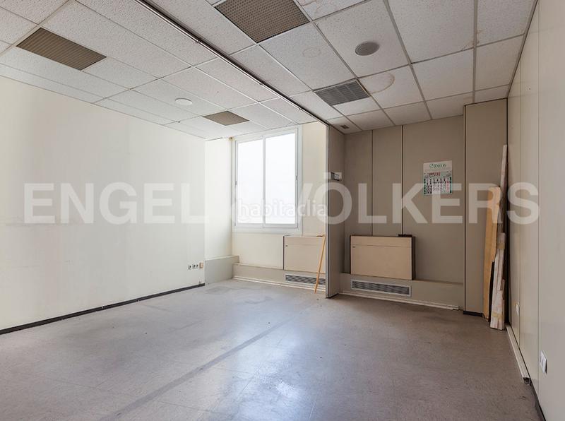 Foto f61c810e-755c-4463-a094-ab5ba307f702. Location bureau dans Centre Sabadell