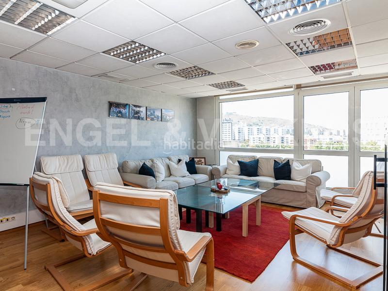 Foto 7391be54-1c3c-479d-a035-cea2e02726ee. Miete büro in Sant Andreu de Palomar Barcelona