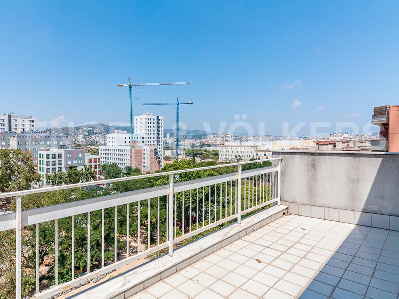 Foto b39daa76-2a3b-49a1-9cf5-c2cfba428d5e. Miete büro in Sant Andreu de Palomar Barcelona