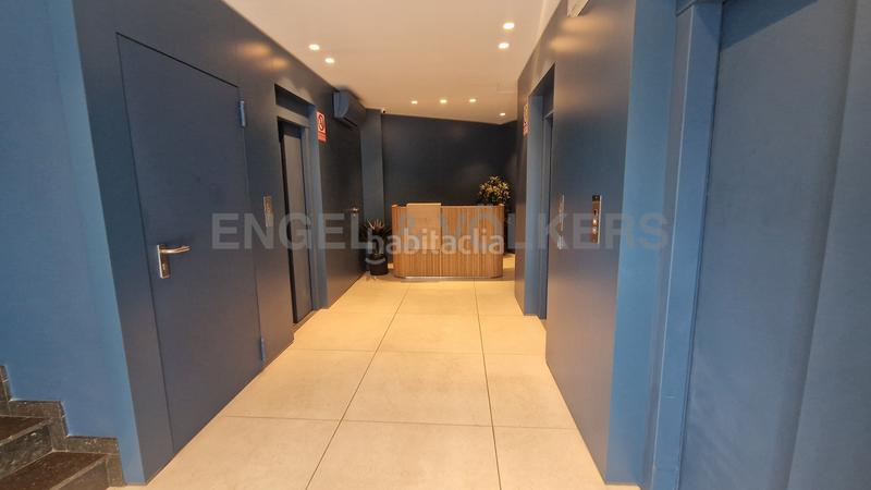 Foto 5abbb7a7-4438-4b8c-8a71-abd5abe8431f. Lloguer oficina a La Marina del Prat Vermell Barcelona