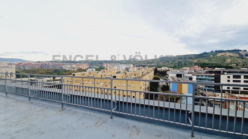 Foto 397288f8-3251-4bf1-8366-3771761a8796. Miete büro in La Marina del Prat Vermell Barcelona