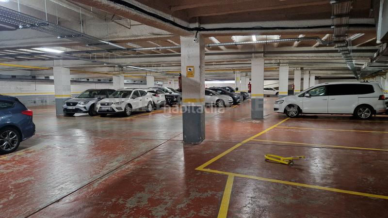 Foto f00ca44b-8d86-412d-8588-5fa95a7a4fe0. Miete büro in La Marina del Prat Vermell Barcelona