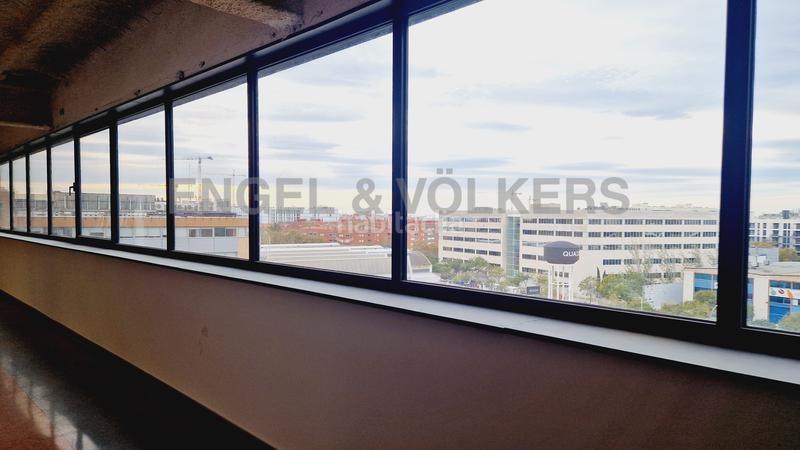 Foto 4a42377d-47ec-4164-b59c-27ab36685fae. Rent office space in La Marina del Prat Vermell Barcelona