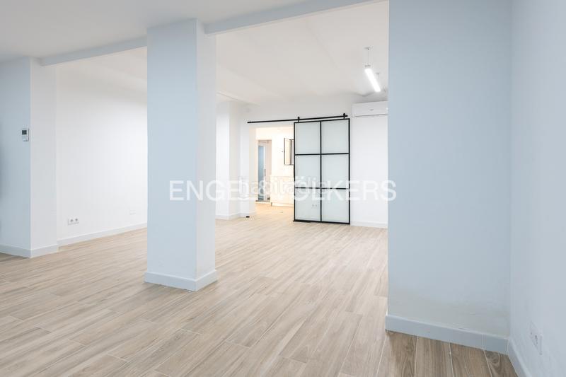 Foto 1f788e74-bb5b-4540-b6f2-75b6077be49b. Locale commerciale in Sant Antoni Barcelona