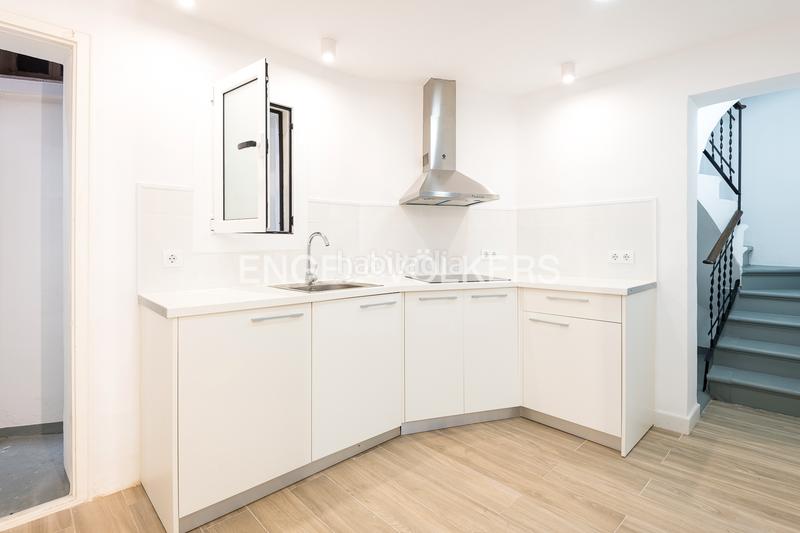 Foto 6ce845fd-62f4-4db6-9a45-e2dbf013bcba. Locale commerciale in Sant Antoni Barcelona