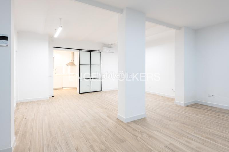 Foto d27b476c-68a6-4c4e-b9e0-cc93250dff85. Locale commerciale in Sant Antoni Barcelona