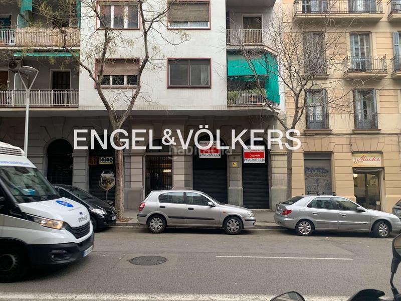 Foto f19729fd-de2b-4690-a5bc-69d350f0b8c8. Locale commerciale in Sant Antoni Barcelona