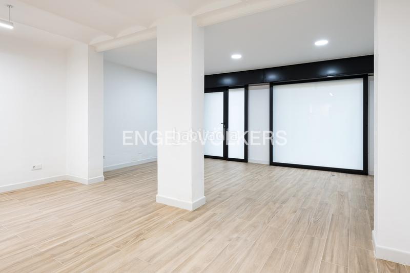 Foto f7602659-ba76-47b5-b547-6a9706a16c51. Locale commerciale in Sant Antoni Barcelona