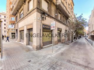 Lloguer Local Comercial a Vila de Gràcia. Local en alquiler en travessera de gracia