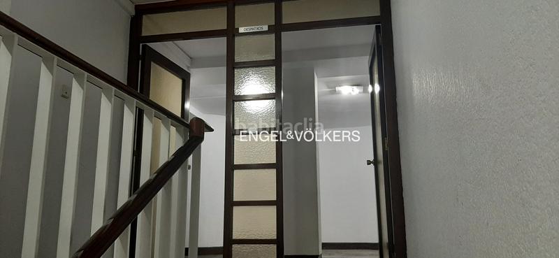 Foto 656f63ad-a78c-4429-a23c-ec6898cb1485. Lloguer oficina a Centre Sabadell