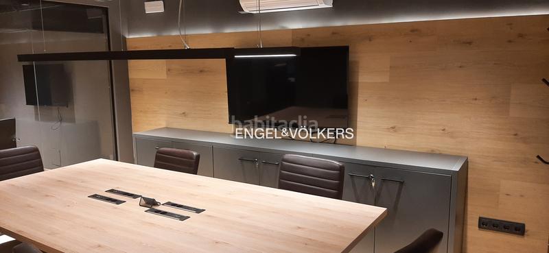 Foto 2c2f7832-ca53-4c7c-a6b3-58e8736b92f6. Miete büro in Centre Sabadell