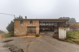 Solar industrial a Sant Quintí de Mediona. Finca en mediona alt penedes 108,6 has