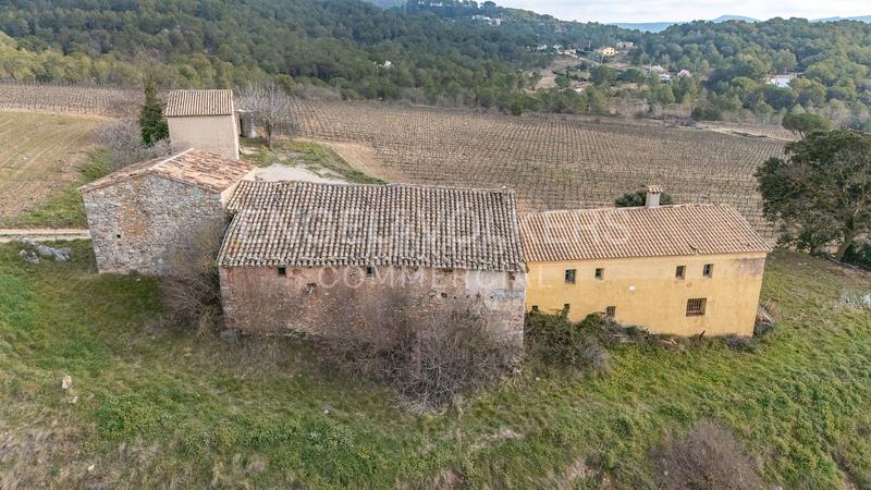 Foto bc1b6d38-04c6-46a6-b20d-7b910f8cf8e6. Wohngrundstück in Querol