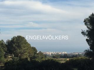 Solar industrial a Santa Maria-l´Eixample-Sud Sumella. Terreno de 16 hectáreas