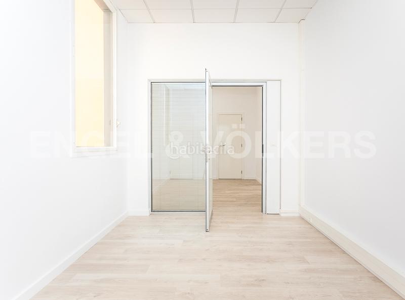 Foto 217d85dc-da81-4233-bf43-eb25730cab8a. Location bureau dans Dreta de l´Eixample Barcelona