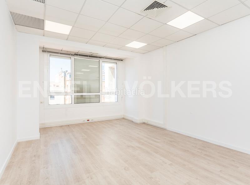 Foto a94216f4-755b-4567-a4d2-1922ca0e6bb3. Location bureau dans Dreta de l´Eixample Barcelona