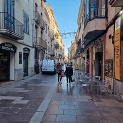 Local Comercial a Centre Vila. Local en calle peatonal dels ferrers  centro histórico