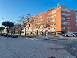 Locale commerciale in Eixample. Venta en rentabilidad en sant joan despí