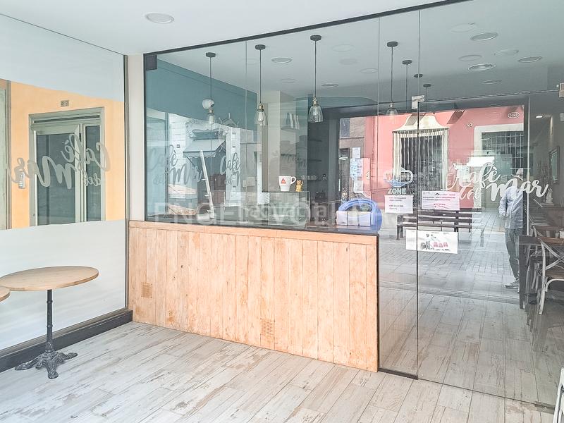 Foto f364afcc-6b78-4625-91e1-b1f9c8bcfab4. Business premise in Malgrat de Mar