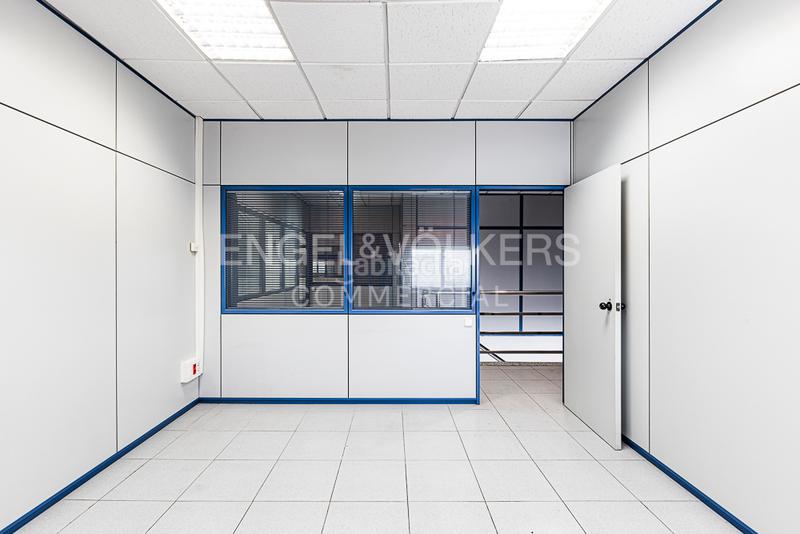 Foto 1b7856dc-05cc-40d7-8328-3776f93780ce. Affitto capannone industriale in Arboç (L´)