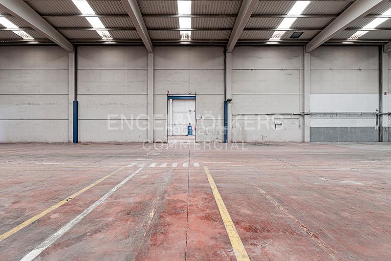 Foto 3ae880c1-74c2-44b9-8d32-93fdf0ac8283. Affitto capannone industriale in Arboç (L´)