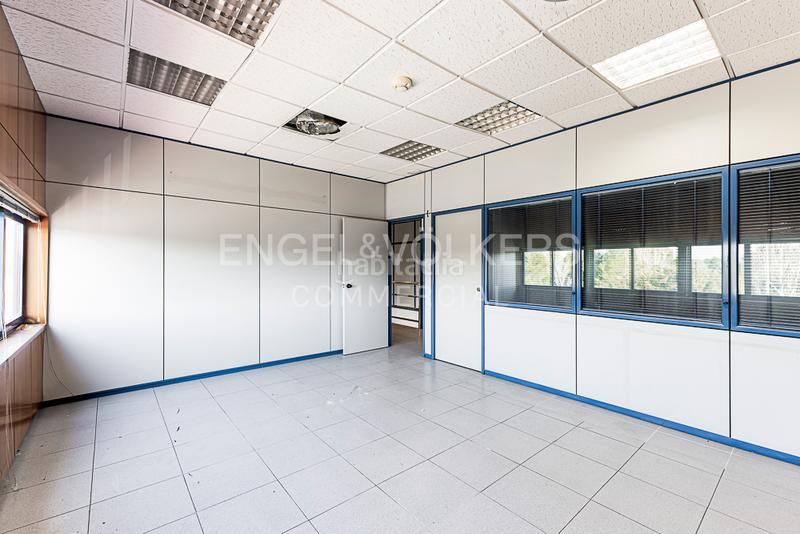 Foto 442c8b0c-9899-4435-af2d-16b0ea06484d. Affitto capannone industriale in Arboç (L´)