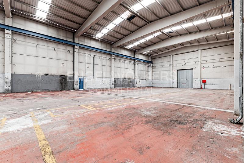 Foto 447d9b08-f239-496c-b9f8-fc0b1d75d5df. Affitto capannone industriale in Arboç (L´)