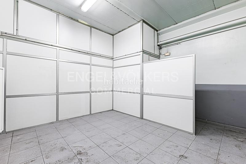 Foto 6b26c4f6-375b-4f58-9734-448fc4f3e690. Affitto capannone industriale in Arboç (L´)