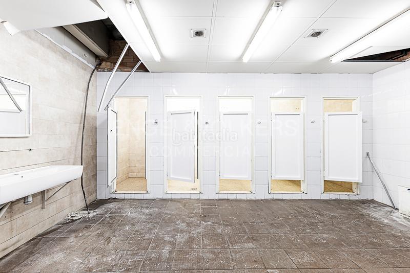 Foto 9e2729cc-bf3b-4f1b-bd2d-6ef90e903ff0. Affitto capannone industriale in Arboç (L´)