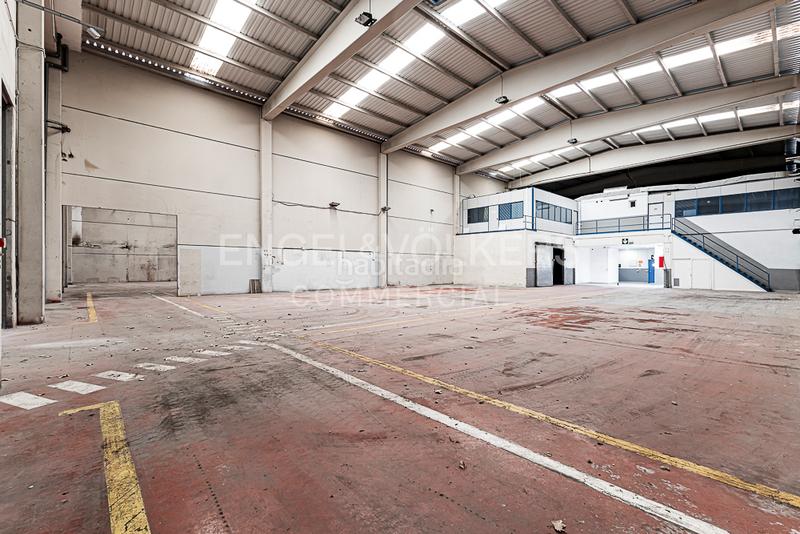 Foto a074dde4-9737-4d25-9ee1-48a03245fdef. Affitto capannone industriale in Arboç (L´)