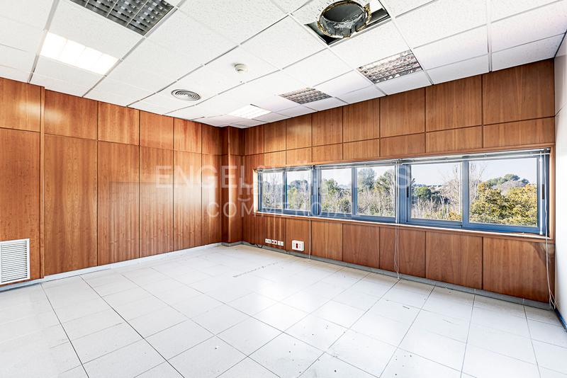 Foto b1a48e97-a1b0-4c69-960e-bcce1a404484. Affitto capannone industriale in Arboç (L´)