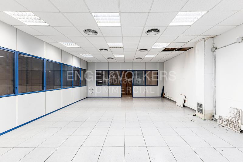 Foto c78a834d-140c-4406-b968-f380a9cadd37. Affitto capannone industriale in Arboç (L´)