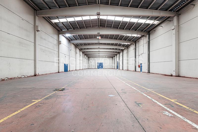 Foto ced207dc-82ea-461e-bbac-a7273e51a9b7. Affitto capannone industriale in Arboç (L´)