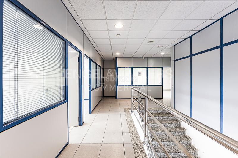 Foto d6b5efca-5604-4e54-92ee-505a2b18dba7. Affitto capannone industriale in Arboç (L´)