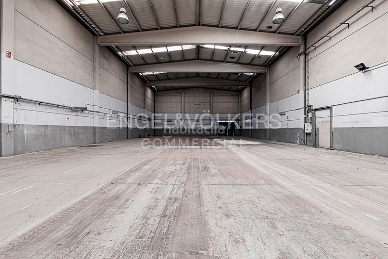 Foto d901dd05-dd3b-4f71-a804-65e1f795e180. Affitto capannone industriale in Arboç (L´)
