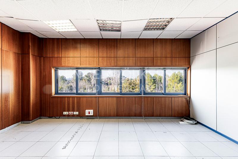 Foto dbed6b2d-4e99-4876-86e2-f71ec5fda30a. Affitto capannone industriale in Arboç (L´)