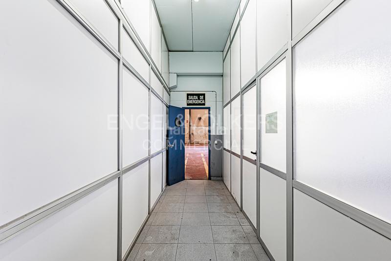 Foto ebc827ef-066a-4202-be17-a861bff48f4f. Affitto capannone industriale in Arboç (L´)