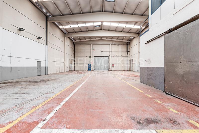 Foto fb54d710-f495-4148-9b69-e5a4170bb480. Affitto capannone industriale in Arboç (L´)