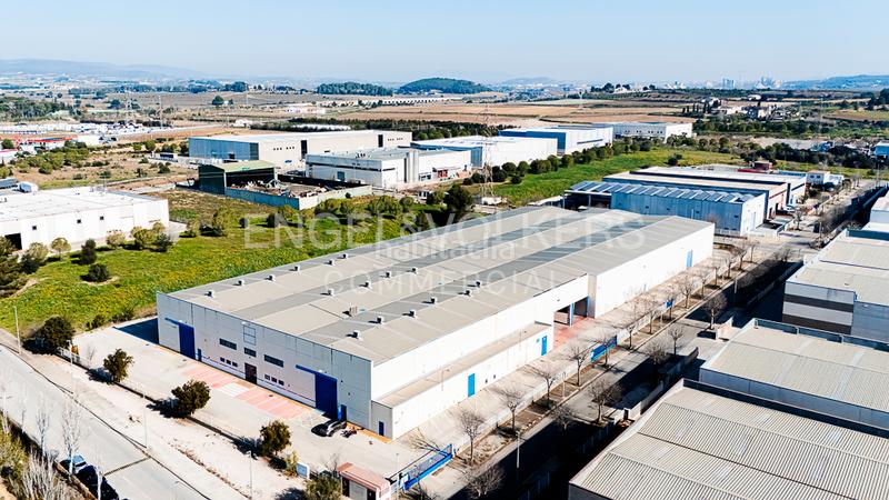 Foto fdbf2e4c-7d4c-43b5-b96e-aebe23fab92c. Affitto capannone industriale in Arboç (L´)