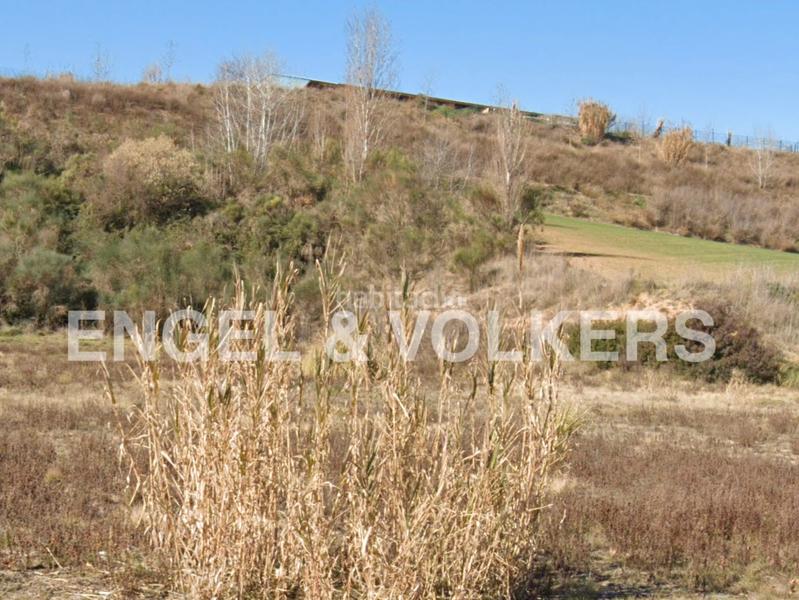 Foto 0f868274-6d85-450b-85df-eee0c31a2648. Solar industrial terreno industrial de 6000 m2 en polinya barcelona en Polinyà