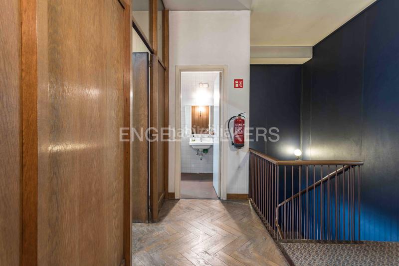 Foto 264f386a-7f95-4bda-994d-e38319a82f34. Local comercial edificio comercial en Collblanc. múltiples usos permitidos en Hospitalet de Llobregat (L´)