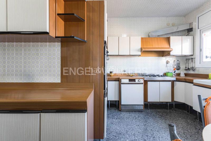 Foto 797eccce-1900-4667-9273-42ba50aa28cc. Local comercial edificio comercial en Collblanc. múltiples usos permitidos en Hospitalet de Llobregat (L´)